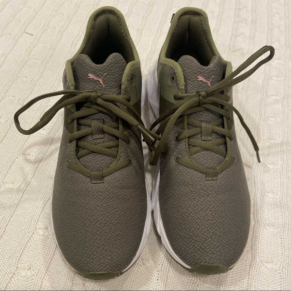 PUMA Womens Shoes